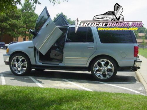 1997-2002 Ford Expedition Bolt-On Vertical Door Conversion