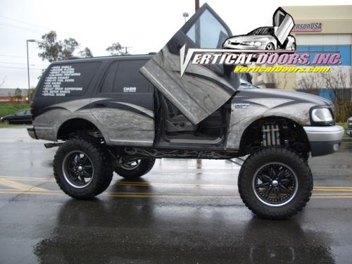 1997-2002 Ford Expedition Bolt-On Vertical Door Conversion