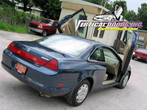 1998-2002 Honda Accord Bolt-On Vertical Lambo Door Conversion