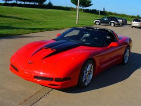 1997-2004 Chevrolet Corvette C5 RKS Fiberglass Ram-Air Hood - 04011008