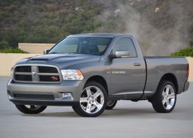 2009-2018 Dodge Ram 1500 RKS Fiberglass Ram Air Hood - 21013010