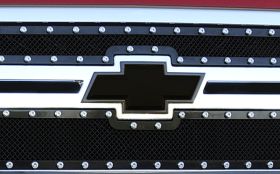 Silverado HD Grille Emblem 11-14 Chevrolet Silverado HD Chevy Bow Tie W/Borders Aluminum Powdercoat Black T-REX Grilles - 19114B