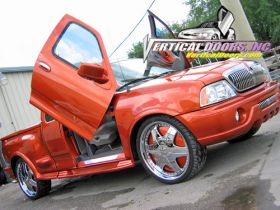 1997-2002 Ford Expedition Bolt-On Vertical Door Conversion - VDI-VDCFE9702