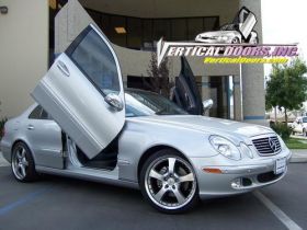 2003-2009 Mercedes E-Class Bolt-On Vertical Door Conversion - VDI-VDCMERSLK0507