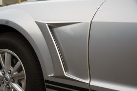 2005-2009 Ford Mustang 2dr Xenon Urethane Front Fender Scoops - XEN-12790